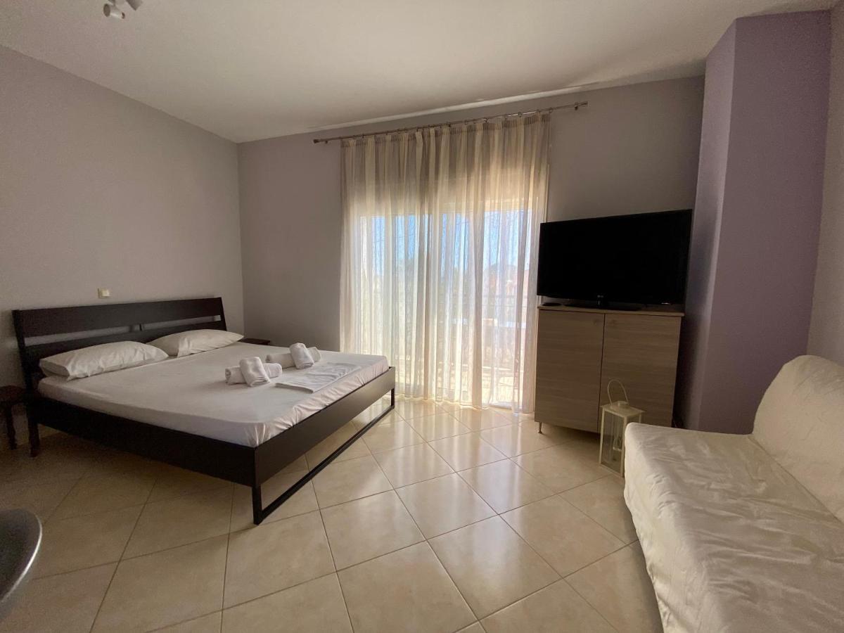 Nikludin Suites & Studios Laganas Zewnętrze zdjęcie