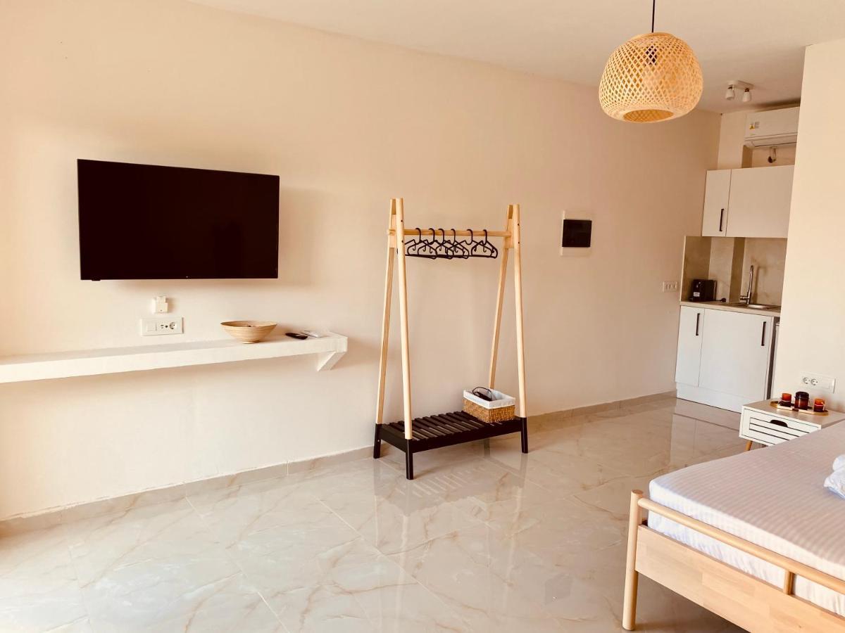 Nikludin Suites & Studios Laganas Zewnętrze zdjęcie
